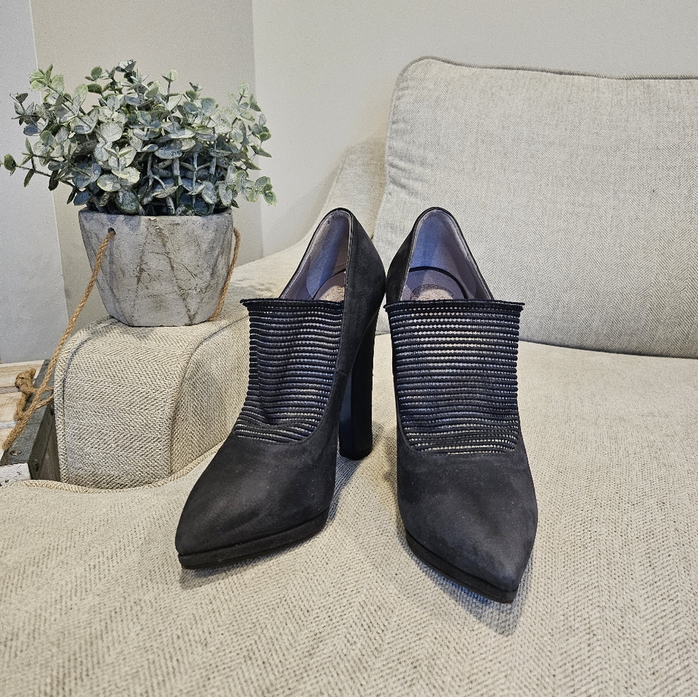 Authentic Gianni Versace leather heels 35 5